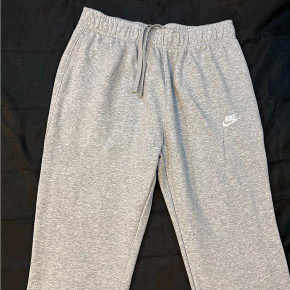 Two Nike Sweatpants Bundle size XL - Picture 4 of 6